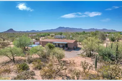 7045 N Hot Desert Trail, Tucson, AZ 85743 - Photo 2