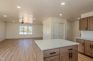 8457 S Kiva Dr, Safford, AZ 85546 - Photo 8