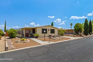 183 W Cedro Dr, Green Valley, AZ 85614 - Photo 2