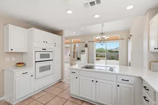 38739 S Desert Bluff Dr, Tucson, AZ 85739 - Photo 14