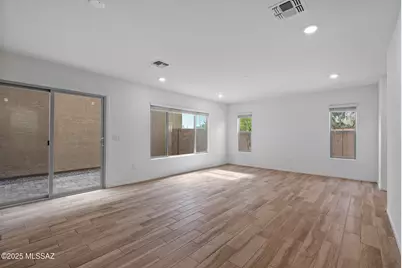 1008 E Descent Street, Tucson, AZ 85719 - Photo 6