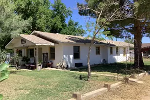 502 W 3rd St, Bowie, AZ 85605 - Photo 1