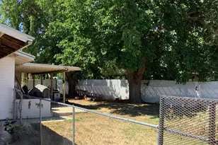 502 W 3rd St, Bowie, AZ 85605 - Photo 32