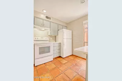 2875 N Tucson Boulevard #44, Tucson, AZ 85716 - Photo 20