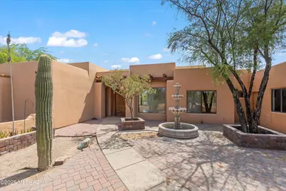 6200 N Abington Road, Tucson, AZ 85743 - Photo 1