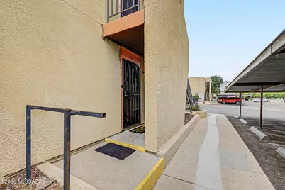 1620 N Wilmot Road #UNIT E141, Tucson, AZ 85712 - Photo 18
