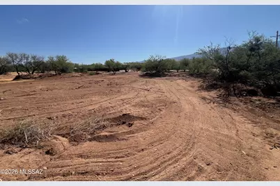 15813 N Twin Lakes Drive, Tucson, AZ 85739 - Photo 10