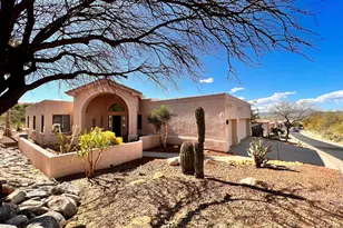 10123 N Alder Spring Dr, Oro Valley, AZ 85737 - Photo 1