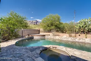 3575 E Ventana Canyon Dr, Tucson, AZ 85718 - Photo 1