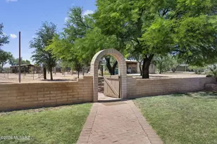 5216 W Arivaca Rd, Amado, AZ 85645 - Photo 34