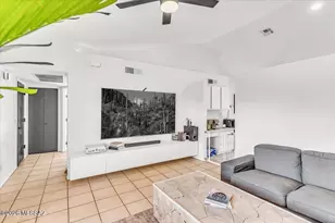 9979 E Banister Dr, Tucson, AZ 85730 - Photo 6