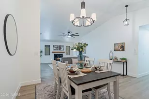 9316 N Eagle Dancer Dr, Tucson, AZ 85742 - Photo 10