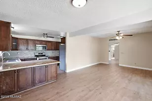 7631 E Linden St, Tucson, AZ 85715 - Photo 8