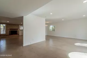 8707 E Wallen Ridge Dr, Tucson, AZ 85710 - Photo 2