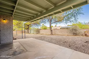 8707 E Wallen Ridge Dr, Tucson, AZ 85710 - Photo 40