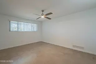 8707 E Wallen Ridge Dr, Tucson, AZ 85710 - Photo 24