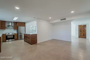 8707 E Wallen Ridge Dr, Tucson, AZ 85710 - Photo 20