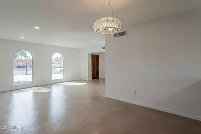 8707 E Wallen Ridge Drive, Tucson, AZ 85710 - Photo 10