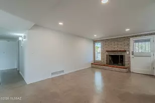 8707 E Wallen Ridge Dr, Tucson, AZ 85710 - Photo 22