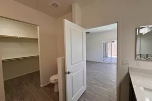 307 S Meadowood Ln, Sierra Vista, AZ 85635 - Photo 10