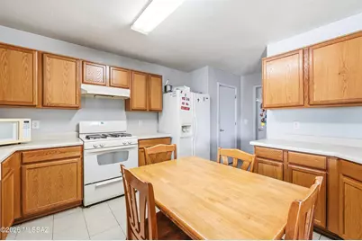 6706 S Parliament Drive, Tucson, AZ 85756 - Photo 14