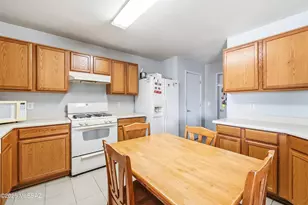 6706 S Parliament Dr, Tucson, AZ 85756 - Photo 14