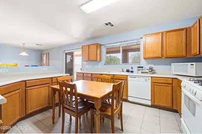 6706 S Parliament Drive, Tucson, AZ 85756 - Photo 16
