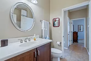 461 W Astruc Dr, Green Valley, AZ 85614 - Photo 24