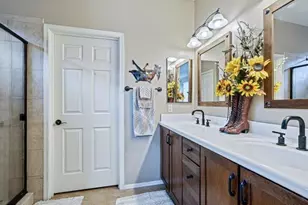 461 W Astruc Dr, Green Valley, AZ 85614 - Photo 20