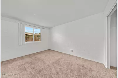 7455 E Desert Spring Drive, Tucson, AZ 85730 - Photo 16