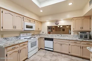 870 W Vereda Calma, Green Valley, AZ 85614 - Photo 14