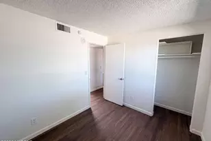 4002 S Lazy Palm Dr, Tucson, AZ 85730 - Photo 10
