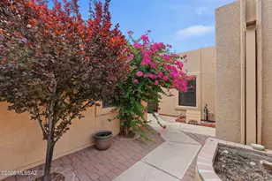 745 W Sunlight Ln, Tucson, AZ 85704 - Photo 4