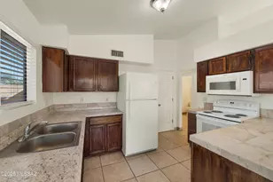 7380 S Camino De La Tierra, Tucson, AZ 85746 - Photo 6