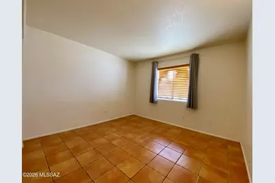 2716 S Oakenshield Way, Tucson, AZ 85730 - Photo 16