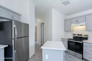 8812 E Squaw Peak Dr, Tucson, AZ 85730 - Photo 16
