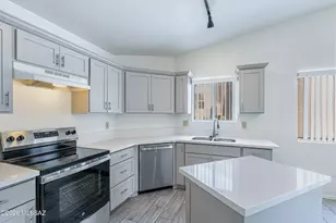 8812 E Squaw Peak Dr, Tucson, AZ 85730 - Photo 14