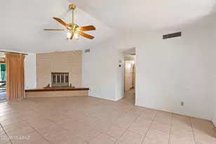 831 N Constitution Dr, Tucson, AZ 85748 - Photo 18