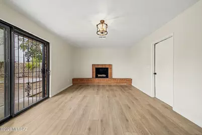 901 W Schafer Drive, Tucson, AZ 85705 - Photo 10