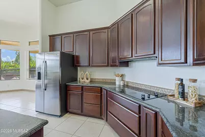 837 N Circulo Zagala, Tucson, AZ 85745 - Photo 12