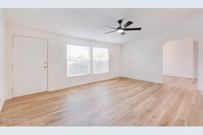 16620 W Falcon Lane, Marana, AZ 85653 - Photo 12