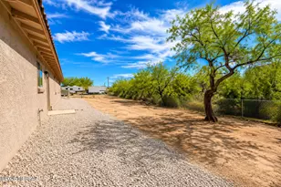 2065 W Ajo Wy, Tucson, AZ 85713 - Photo 2