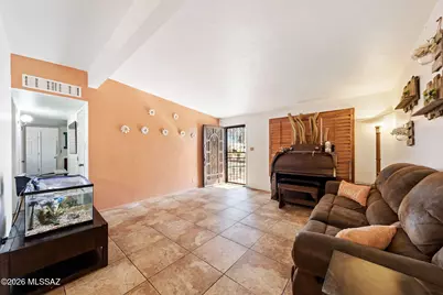 6573 E Calle Herculo, Tucson, AZ 85710 - Photo 10
