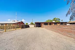 6573 E Calle Herculo, Tucson, AZ 85710 - Photo 4