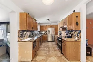 6573 E Calle Herculo, Tucson, AZ 85710 - Photo 16