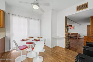 864 N Corinth Ave, Tucson, AZ 85710 - Photo 12