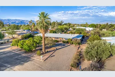 864 N Corinth Avenue, Tucson, AZ 85710 - Photo 1