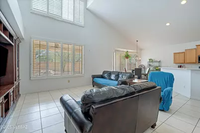 15694 S Via Puente De Las Nubes, Sahuarita, AZ 85629 - Photo 12