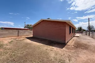 402 W District St, Tucson, AZ 85714 - Photo 14