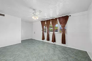 7957 E Nicaragua Dr, Tucson, AZ 85730 - Photo 4